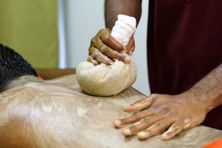 Njavarakizhi Ayurvedic Therapy